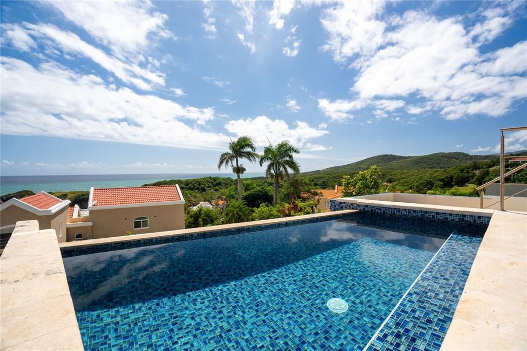 For Sale: $1,750,000 (5 beds, 4 baths, 3000 Square Feet)