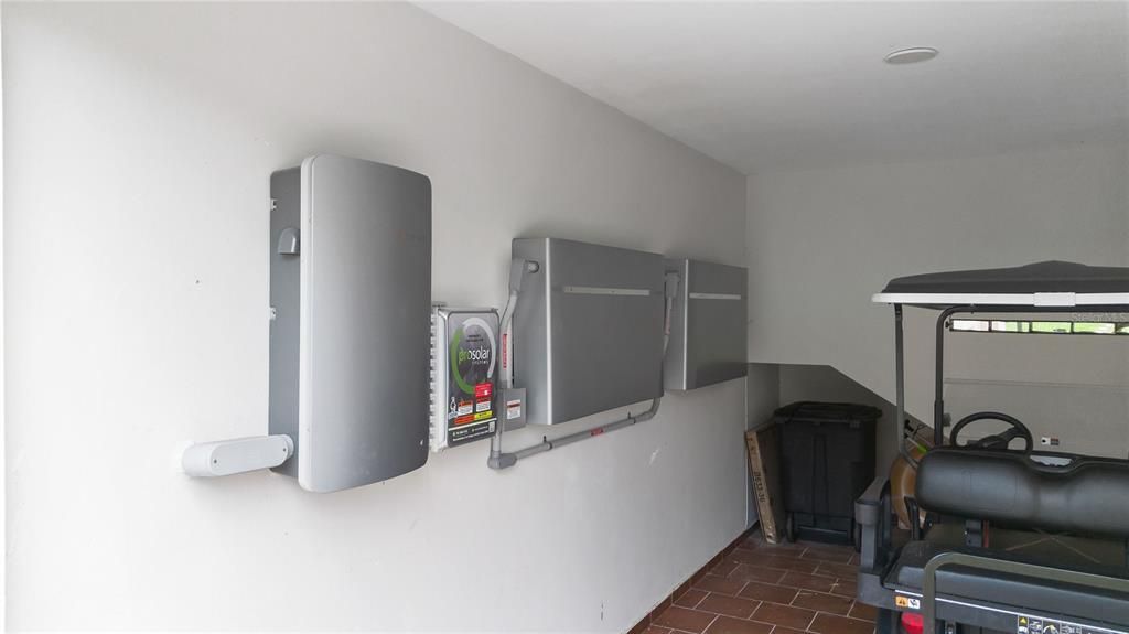 For Sale: $1,750,000 (5 beds, 4 baths, 3000 Square Feet)