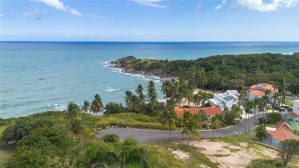 For Sale: $1,750,000 (5 beds, 4 baths, 3000 Square Feet)