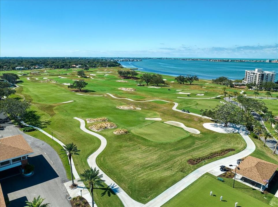 待售: $6,900,000 (1.05 acres)