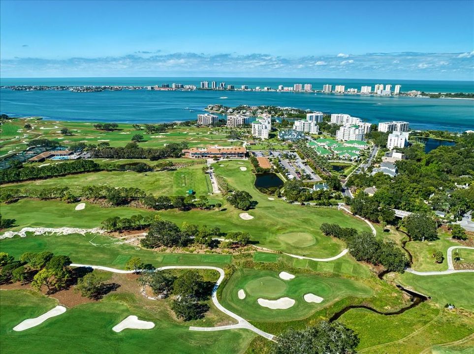 待售: $6,900,000 (1.05 acres)