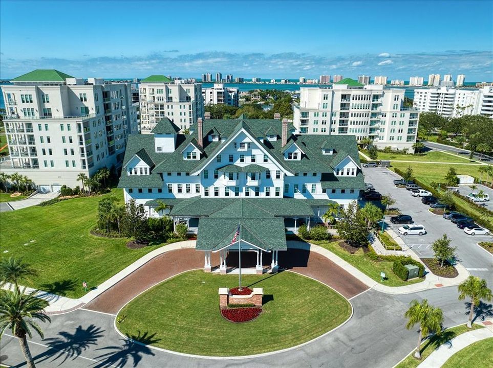 待售: $6,900,000 (1.05 acres)