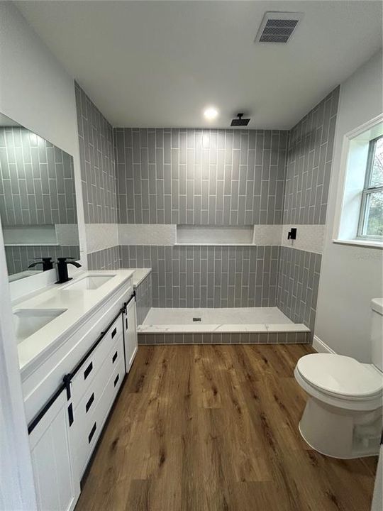 For Sale: $464,899 (4 beds, 2 baths, 1770 Square Feet)