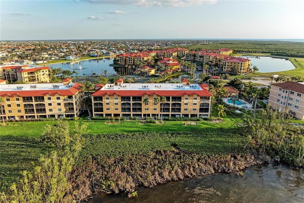 В аренду: $2,875 (3 спален, 3 ванн, 2338 Квадратных фут)