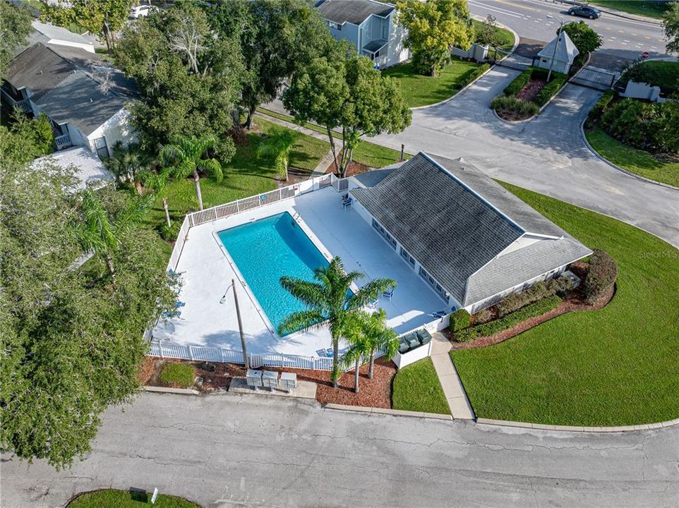 На продажу: $169,900 (2 спален, 1 ванн, 1352 Квадратных фут)