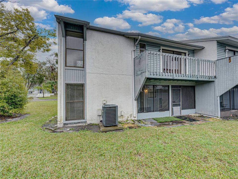 На продажу: $169,900 (2 спален, 1 ванн, 1352 Квадратных фут)