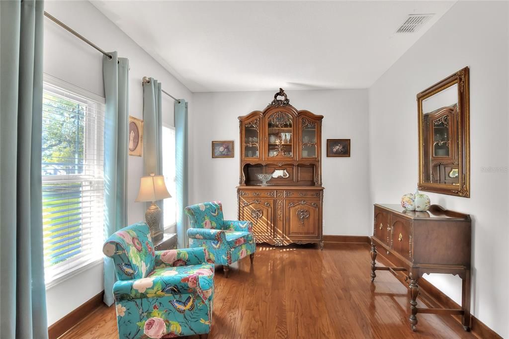 For Sale: $860,000 (4 beds, 3 baths, 3188 Square Feet)