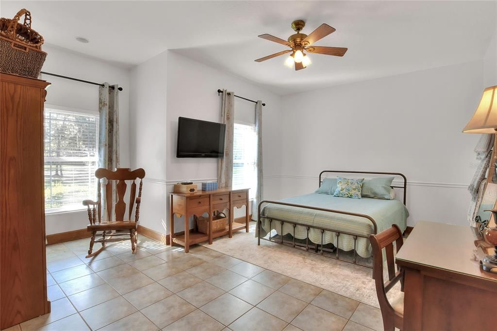 For Sale: $860,000 (4 beds, 3 baths, 3188 Square Feet)