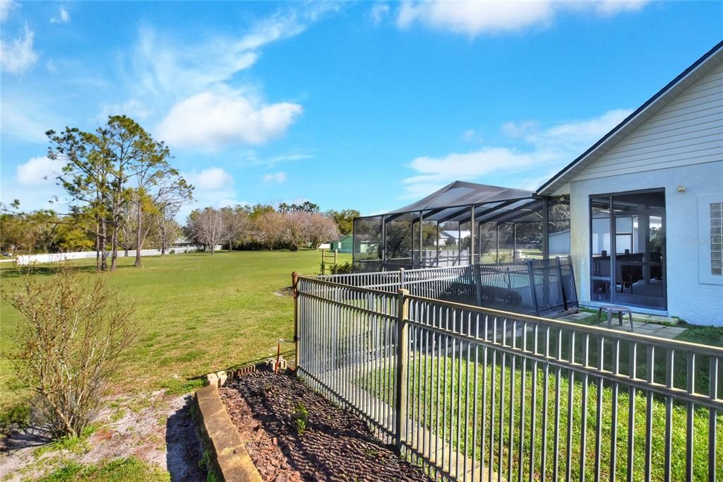 For Sale: $860,000 (4 beds, 3 baths, 3188 Square Feet)