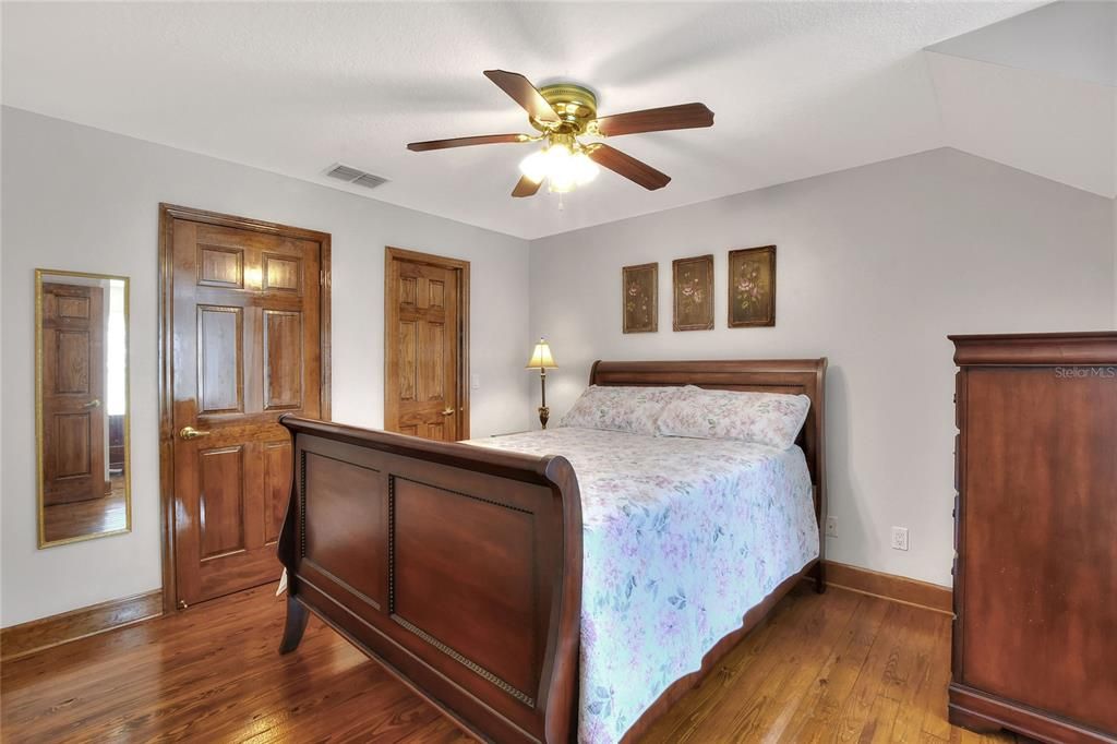 For Sale: $860,000 (4 beds, 3 baths, 3188 Square Feet)