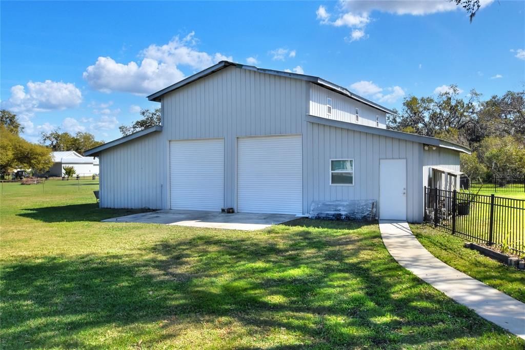 For Sale: $860,000 (4 beds, 3 baths, 3188 Square Feet)