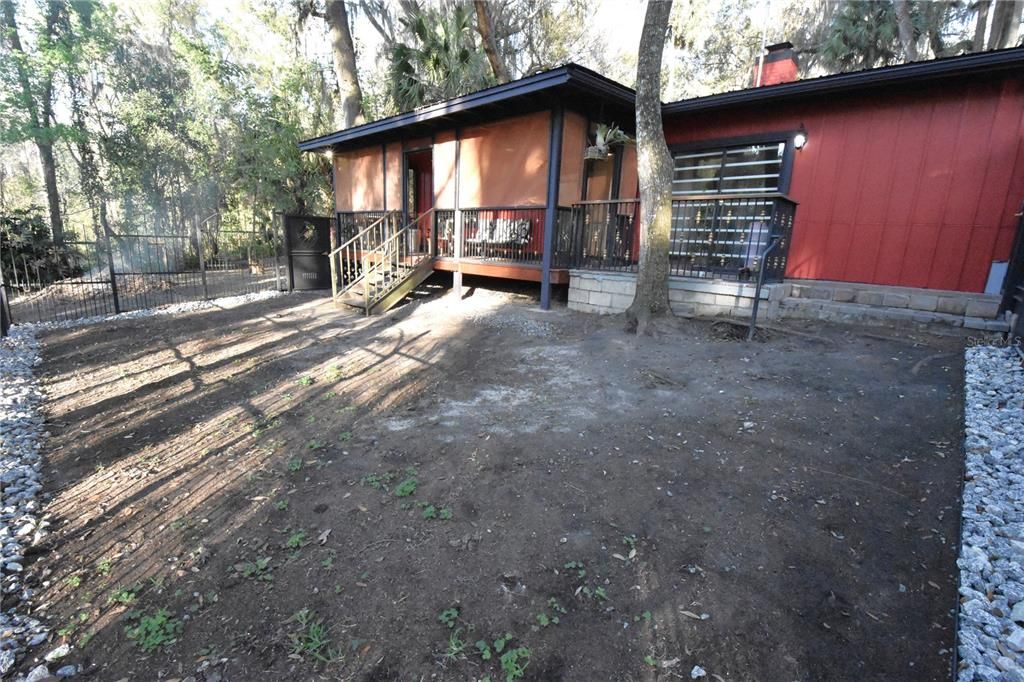 待售: $300,000 (3 贝兹, 2 浴室, 1701 平方英尺)