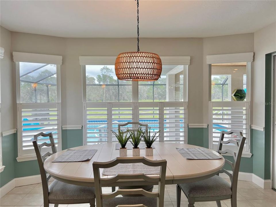 For Sale: $435,000 (2 beds, 2 baths, 2092 Square Feet)