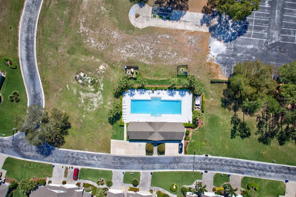 For Sale: $435,000 (2 beds, 2 baths, 2092 Square Feet)