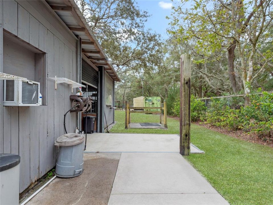 For Sale: $1,175,000 (3 beds, 2 baths, 2432 Square Feet)