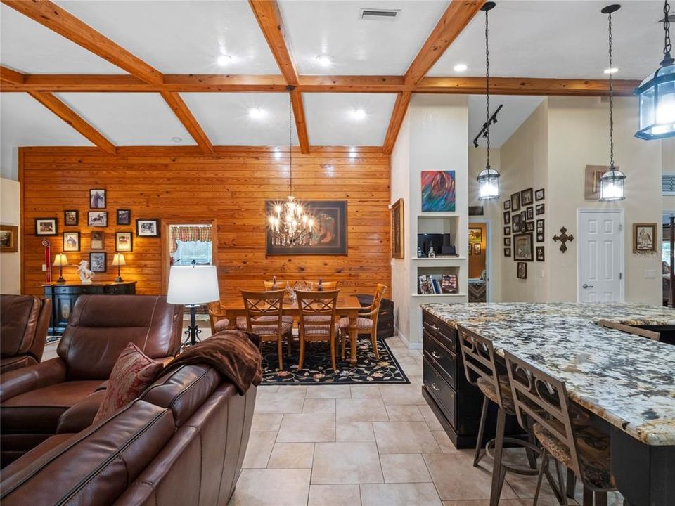 For Sale: $1,175,000 (3 beds, 2 baths, 2432 Square Feet)