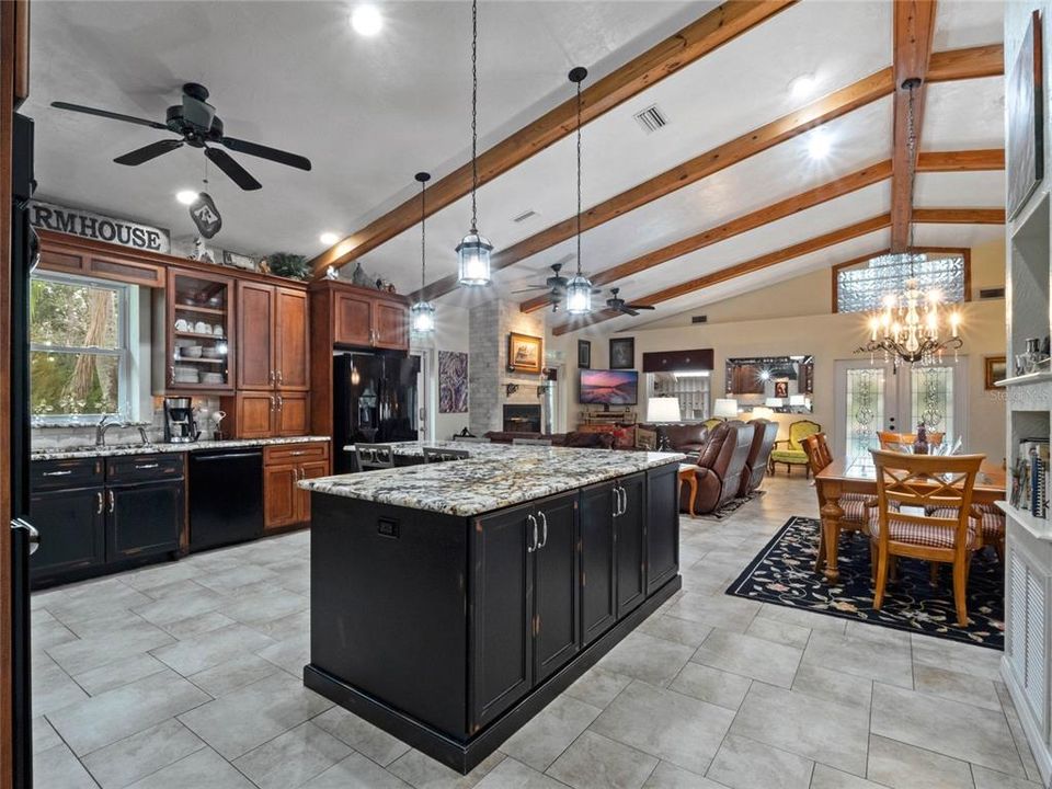 For Sale: $1,175,000 (3 beds, 2 baths, 2432 Square Feet)