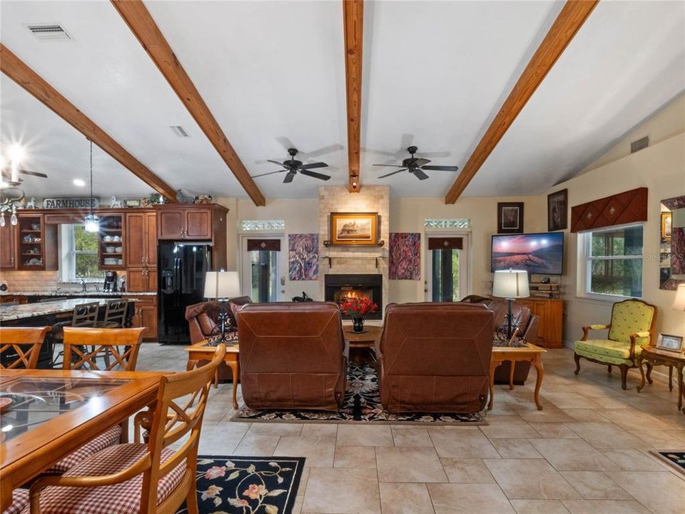 For Sale: $1,175,000 (3 beds, 2 baths, 2432 Square Feet)