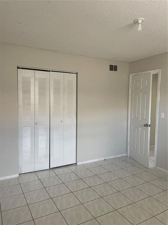 For Sale: $125,000 (2 beds, 1 baths, 784 Square Feet)