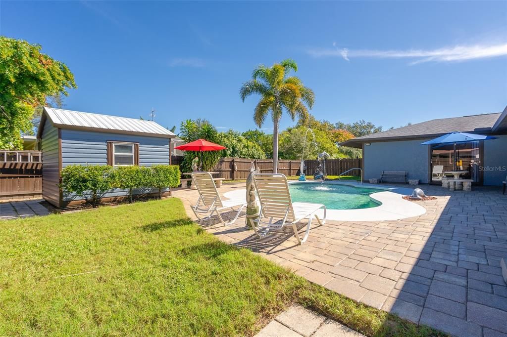 На продажу: $389,999 (3 спален, 2 ванн, 1442 Квадратных фут)