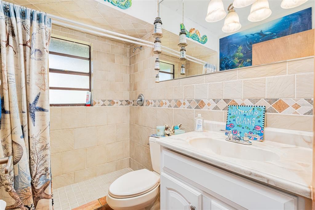 На продажу: $389,999 (3 спален, 2 ванн, 1442 Квадратных фут)