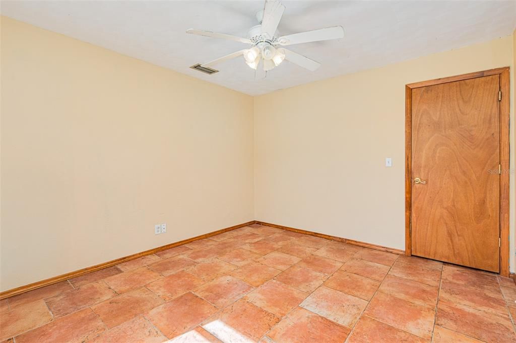 На продажу: $389,999 (3 спален, 2 ванн, 1442 Квадратных фут)