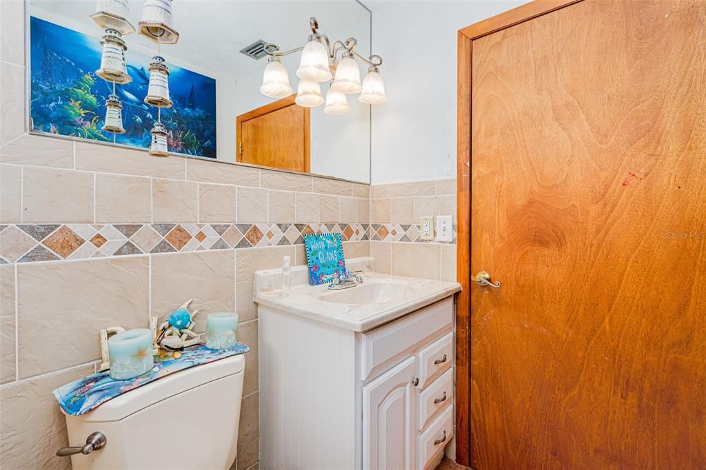 На продажу: $389,999 (3 спален, 2 ванн, 1442 Квадратных фут)