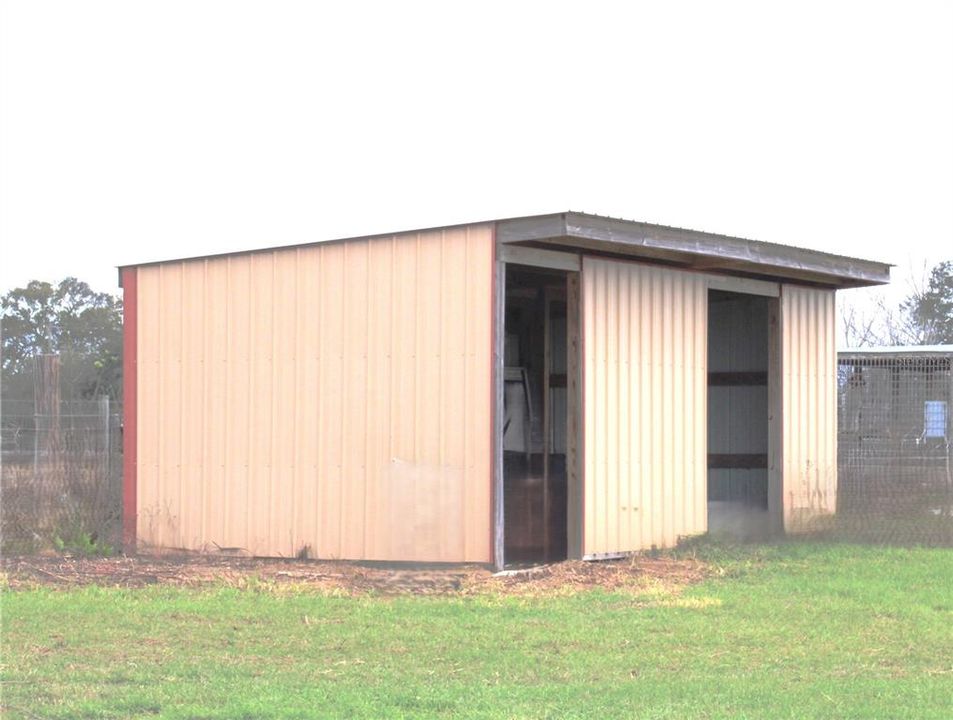 Под контрактом: $360,000 (3 спален, 2 ванн, 1800 Квадратных фут)