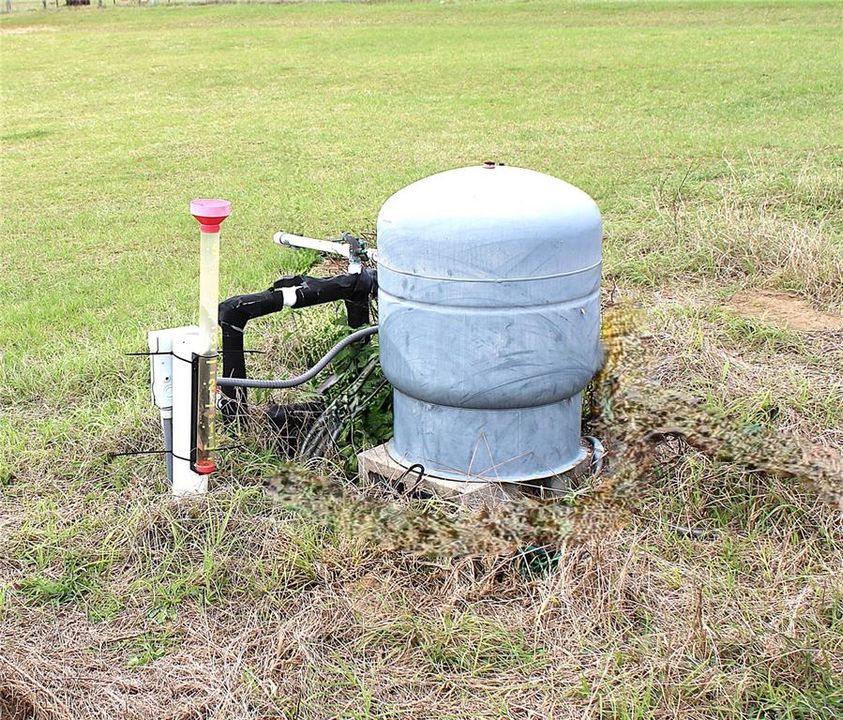 Под контрактом: $360,000 (3 спален, 2 ванн, 1800 Квадратных фут)