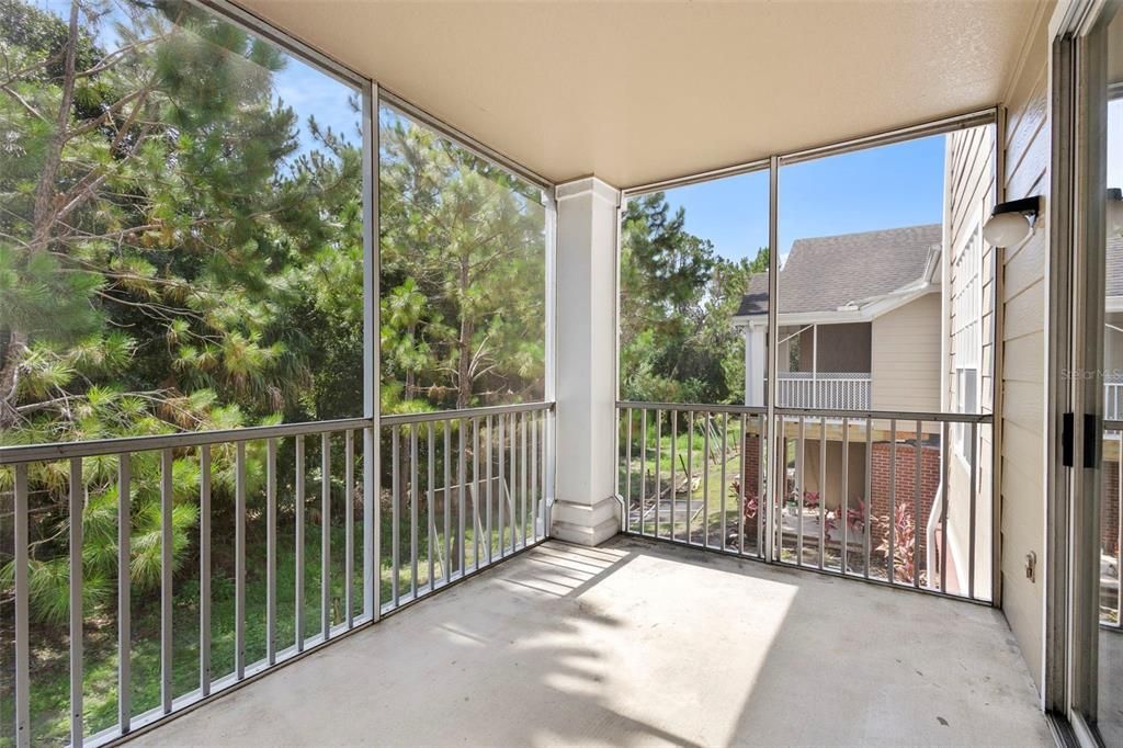 Activo con contrato: $223,900 (2 camas, 2 baños, 886 Pies cuadrados)