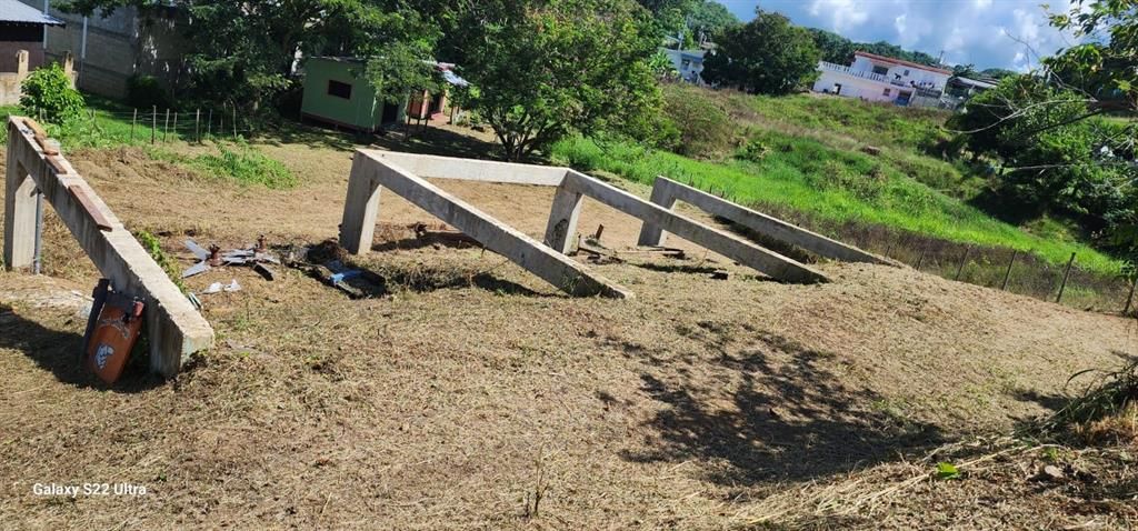 На продажу: $599,000 (2 спален, 1 ванн, 800 Квадратных фут)