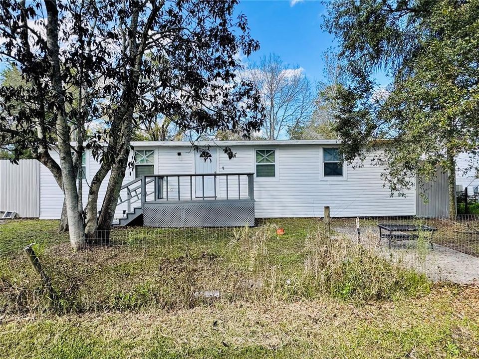 For Sale: $160,000 (3 beds, 2 baths, 1010 Square Feet)