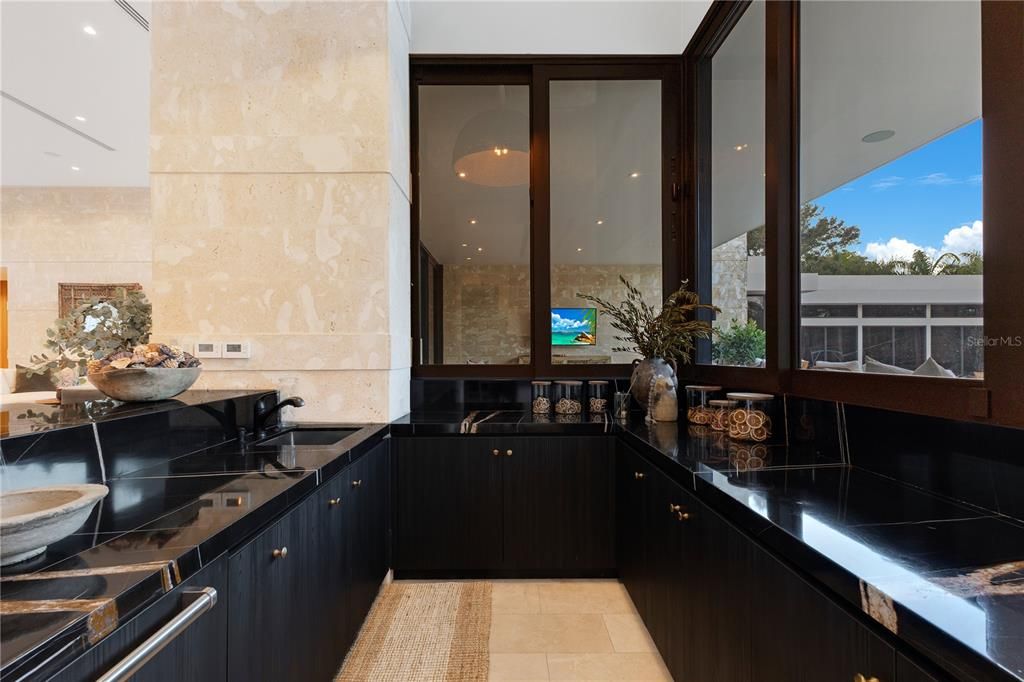 For Sale: $59,000,000 (5 beds, 7 baths, 14475 Square Feet)