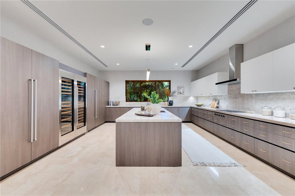 For Sale: $59,000,000 (5 beds, 7 baths, 14475 Square Feet)