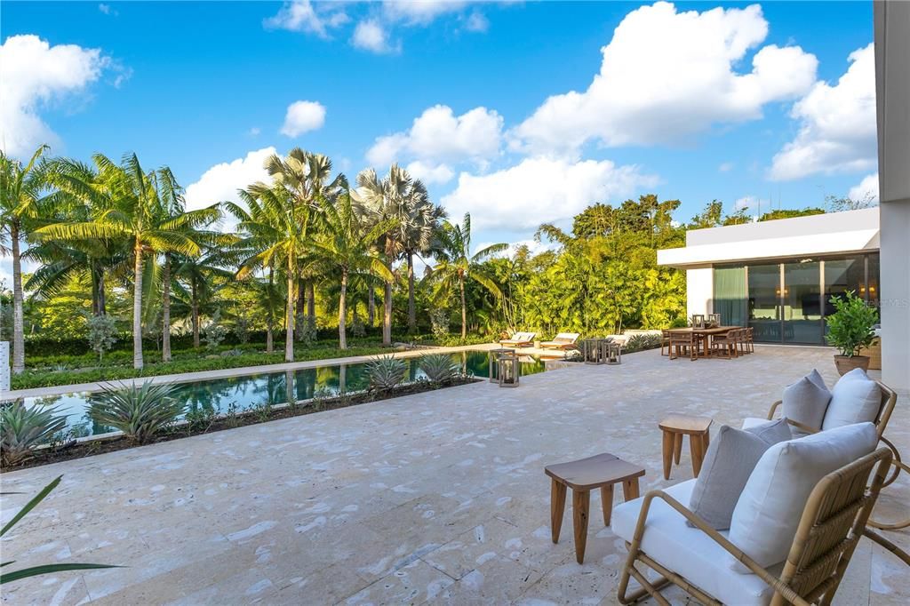 For Sale: $59,000,000 (5 beds, 7 baths, 14475 Square Feet)