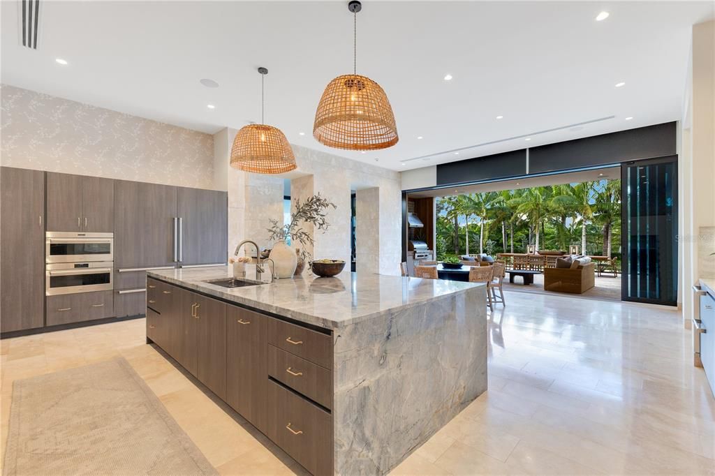 For Sale: $59,000,000 (5 beds, 7 baths, 14475 Square Feet)