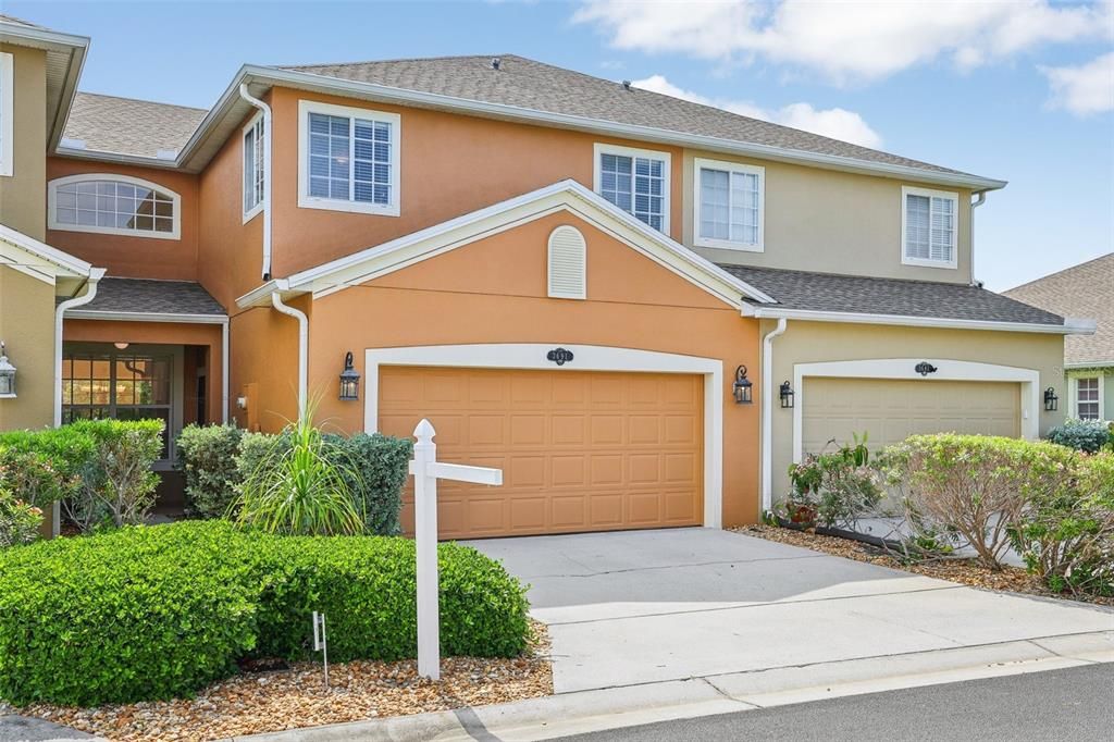 En Venta: $408,900 (4 camas, 2 baños, 2023 Pies cuadrados)