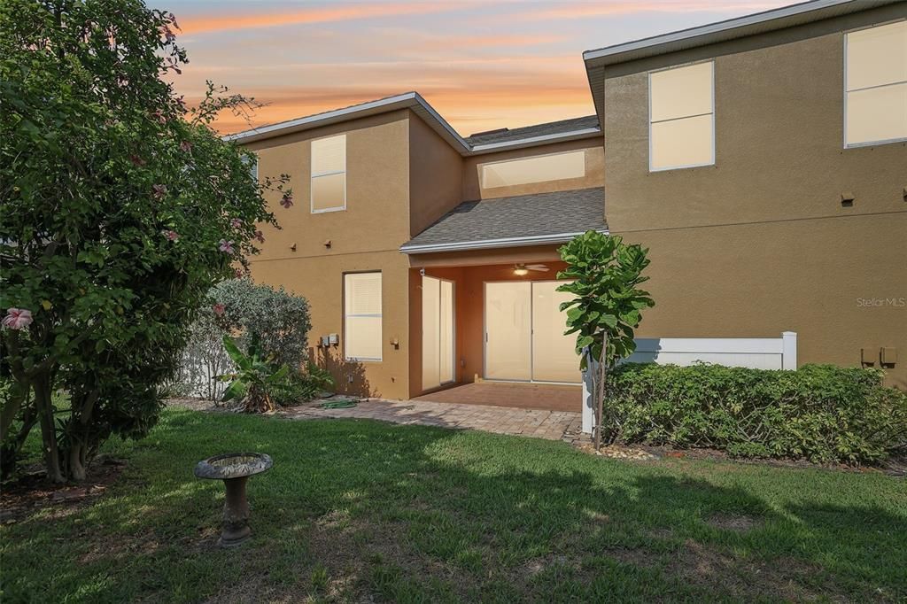 En Venta: $408,900 (4 camas, 2 baños, 2023 Pies cuadrados)