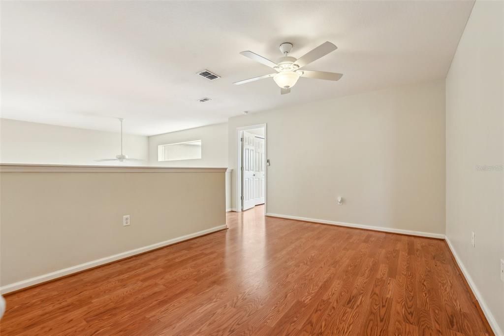 En Venta: $408,900 (4 camas, 2 baños, 2023 Pies cuadrados)