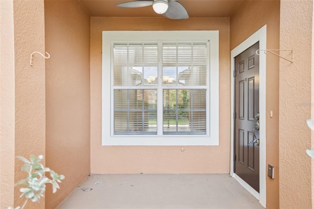 En Venta: $408,900 (4 camas, 2 baños, 2023 Pies cuadrados)