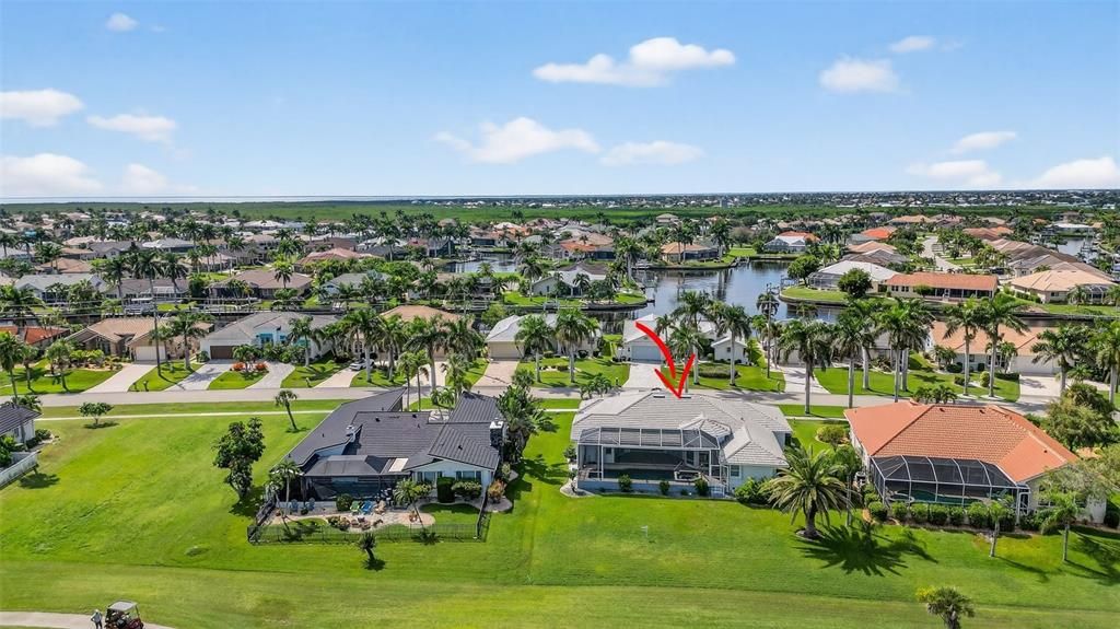 Activo con contrato: $549,000 (3 camas, 2 baños, 2316 Pies cuadrados)