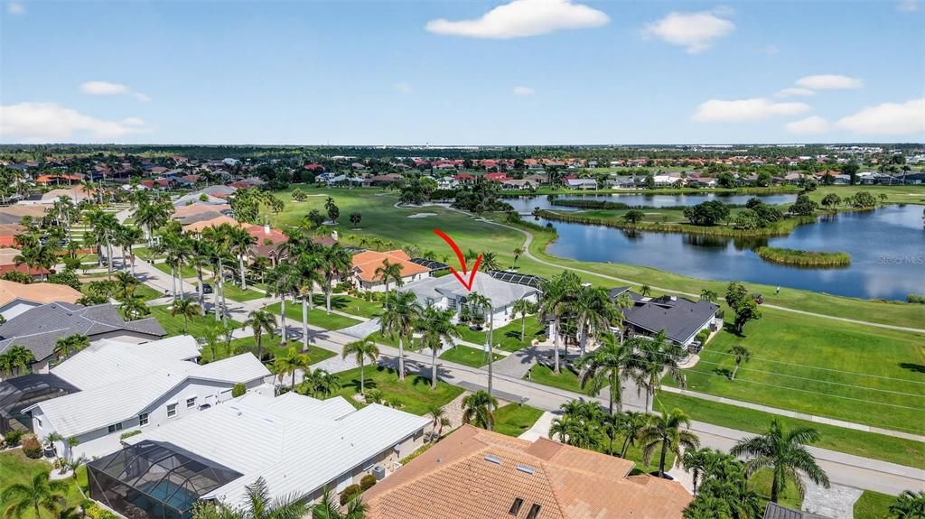 Activo con contrato: $549,000 (3 camas, 2 baños, 2316 Pies cuadrados)