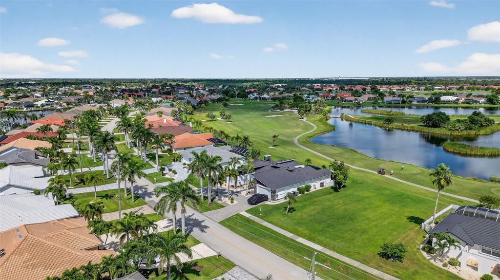 Activo con contrato: $549,000 (3 camas, 2 baños, 2316 Pies cuadrados)