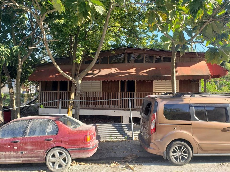 Recently Sold: $41,600 (3 beds, 2 baths, 1377 Square Feet)