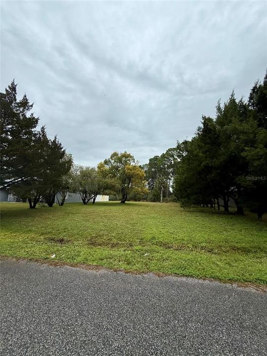 Vendido Recientemente: $85,000 (0.18 acres)