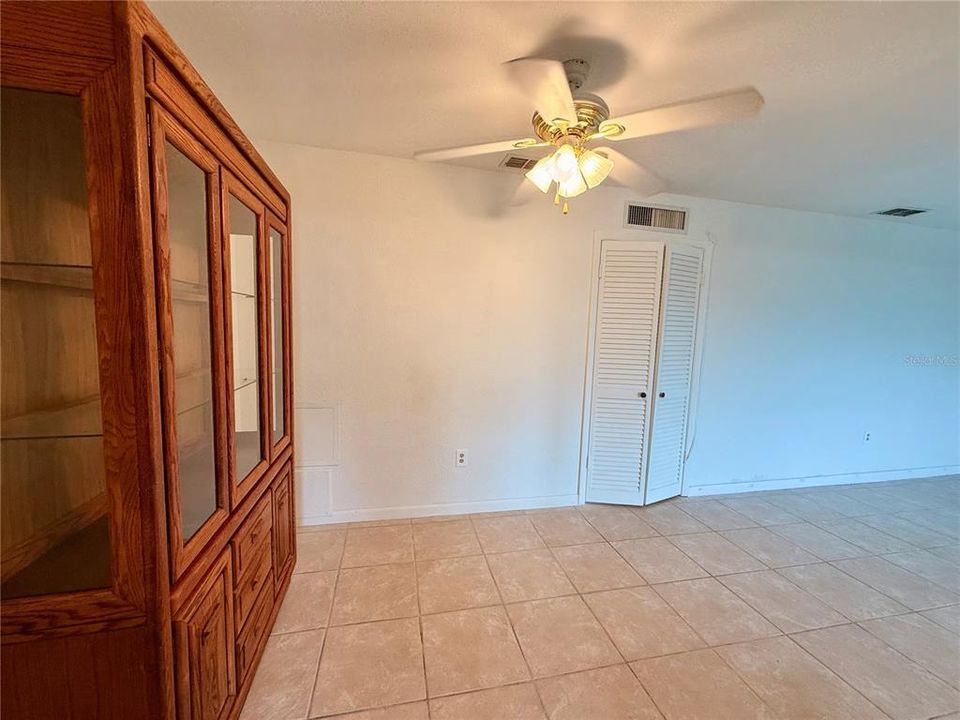 Activo con contrato: $95,000 (2 camas, 1 baños, 840 Pies cuadrados)