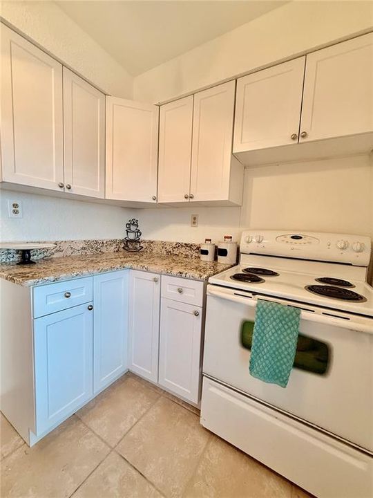 Activo con contrato: $95,000 (2 camas, 1 baños, 840 Pies cuadrados)