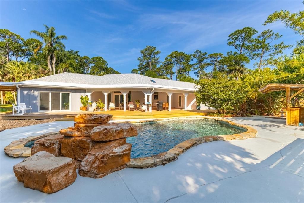 En Venta: $1,099,000 (3 camas, 2 baños, 3310 Pies cuadrados)