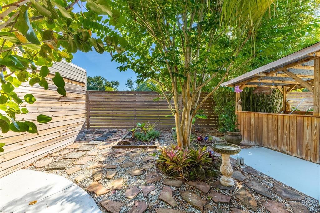 En Venta: $1,099,000 (3 camas, 2 baños, 3310 Pies cuadrados)