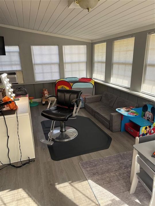 En Venta: $260,000 (3 camas, 1 baños, 1683 Pies cuadrados)
